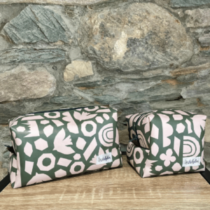 Trousse simili vert motif Oiseaux
